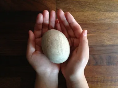 Kobeもりの木プロジェクトのシンボル「えがおのたまご」