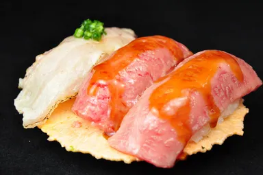 飛騨牛あぶり寿司