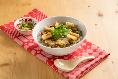 ほかほか満腹　中華風鶏しょうが粥