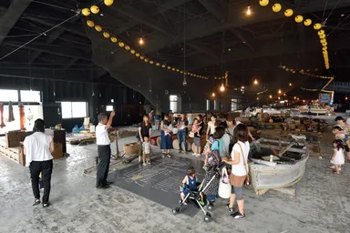 開催場所：魚々座