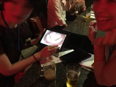 入れ歯の症例写真を見ながら談義