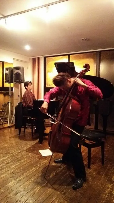 秋田悠一郎・有泉芳史