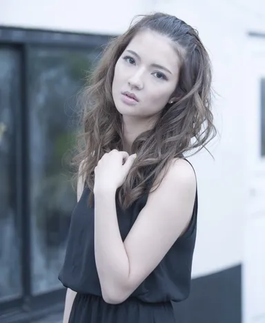 モデル　満月 あいり