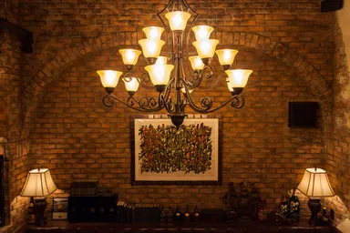 メインシャンデリア