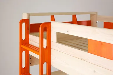 登りやすい垂直ハシゴ