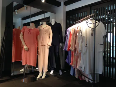 ショールーム(2)