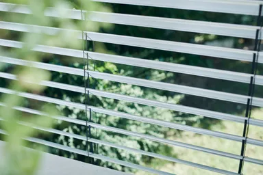 耐久性のある軽量アルミ素材