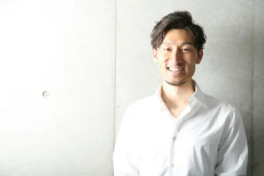 代表　神尾 健太