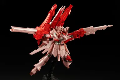 HGBF 1/144 Hi-νガンダムヴレイブアメイジング Ver.紅の彗星