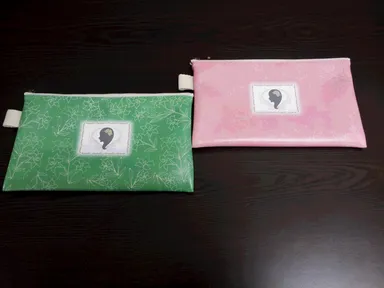 「ユリヤ」平ポーチ