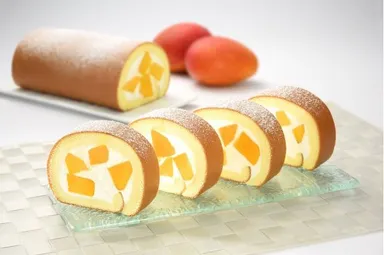 ヤニックマンゴーロールケーキ