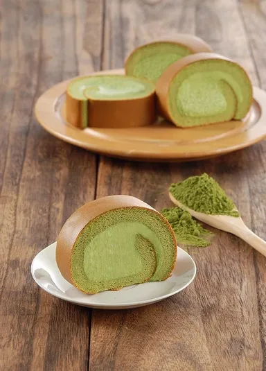 ヤニック抹茶ロールケーキ
