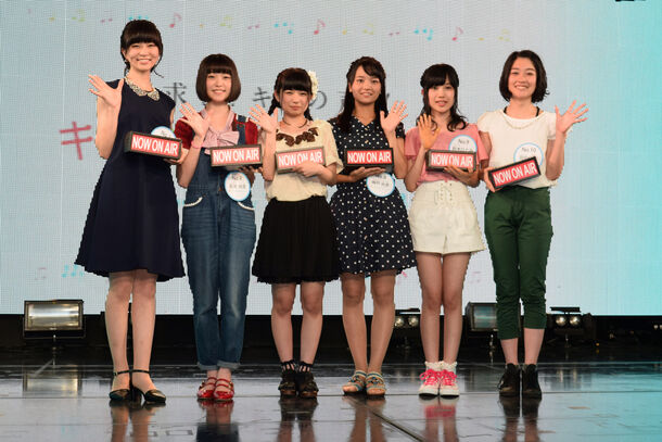 左から　飯野美紗子さん、岩淵桃音さん、片平美那さん、神戸光歩さん、鈴木ひとみさん、田中有紀さん