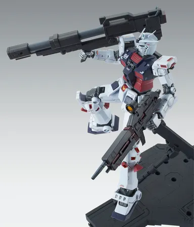 ビーム・ライフル、ハイパー・バズーカ装着イメージ