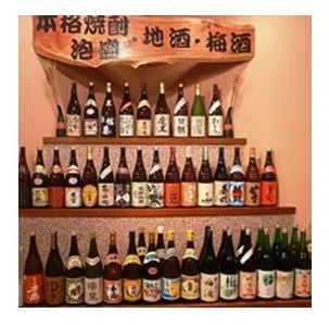 店内のアルコール陳列コーナー