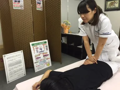 骨盤矯正を中心とした施術