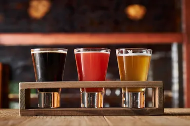 クラフトビール　飲み比べイメージ