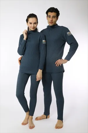 メンズ・レディース￥9,000～￥12,800　上下別売り