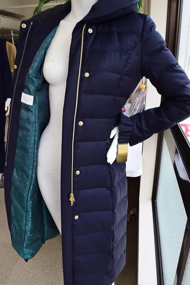 ダウンコート　ドーメルアマデウス365 素材使用例 3