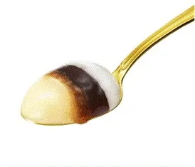 『重ねドルチェ ビタースイートティラミス』スプーンカット