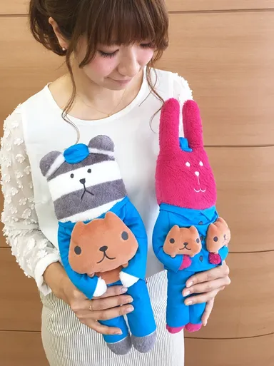 カピバラさん×CRAFTHOLIC「抱き枕S」サイズ感