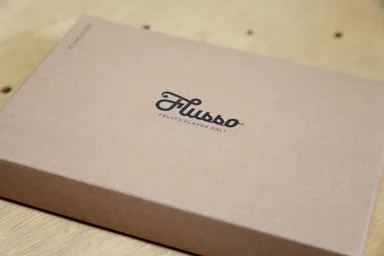 『Flusso』オリジナルボックス