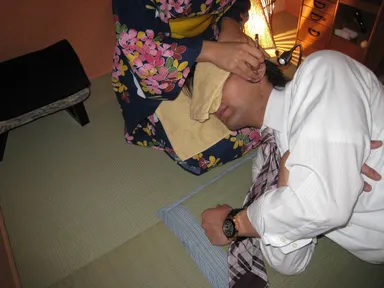 ひざまくら耳かき