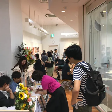 写真展開催の様子