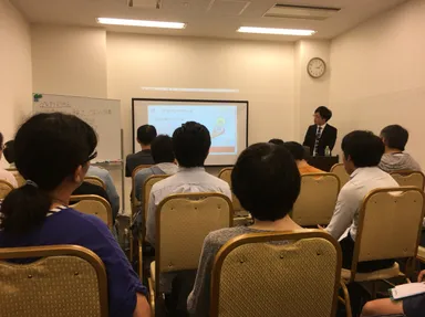 物販ビジネス入門講座開催時様子 1