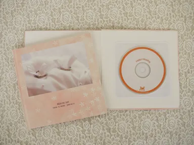 可愛いデザインのCD-R付き