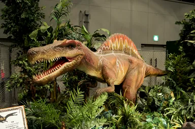 スピノサウルス