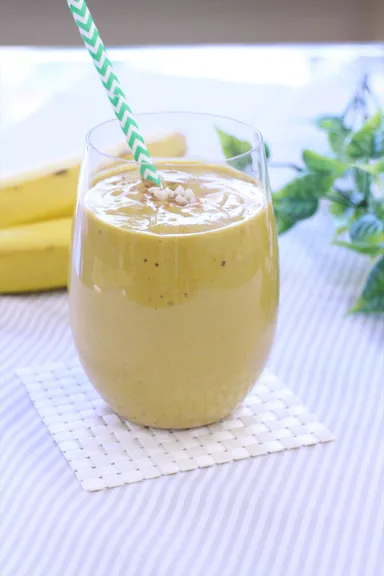 あなたはどっち？2種のyellow smoothie まろやかタイプ