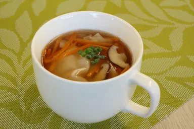 朝からしっかり！ソイ味噌ワンタンスープ