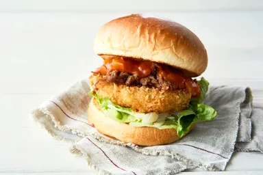 全国1位受賞！あわじ島オニオンビーフバーガー