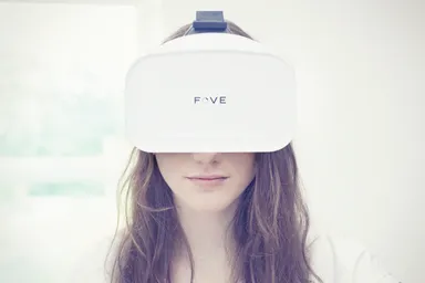 “FOVE 0” image headshot