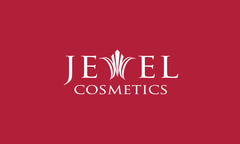 美容業界初　髪の“こすり傷”に着目した
毛穴サイズの泡シャンプー＆トリートメント誕生！