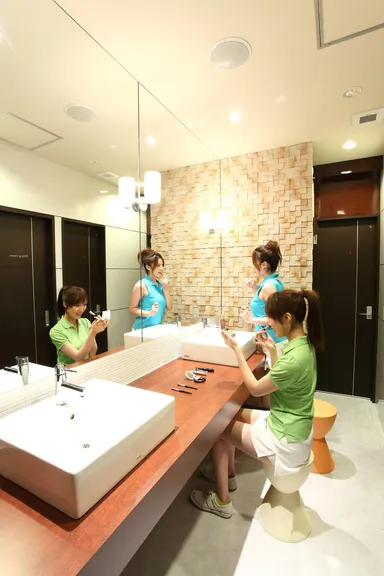 パウダールーム