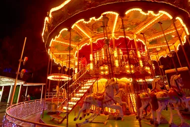 「メリーゴーラウンド」