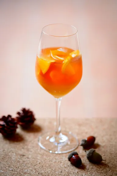 ラディアント・オレンジ