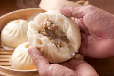 出来たての豚まん 1