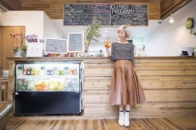 飯島望未 ビーアップ店内にて