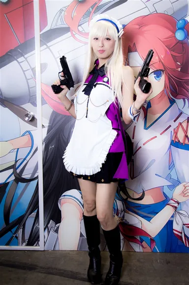 コスプレイヤー 3