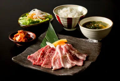 国産ダブルカルビランチイメージ