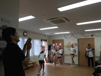 “やどぶた”パフォーマンス