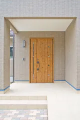 トラブル例：玄関・カギまわり イメージ