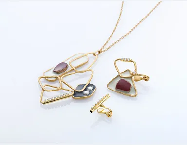 Kyo-yaki トライアングルネックレス＆ブレス