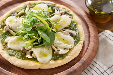 大豆舞珠ぶろっくのサラダソイピザ