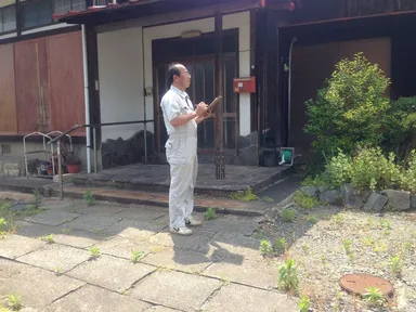 空き家管理作業の様子１