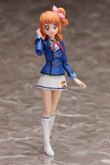 大空あかり(髪を抑える)　※画像はイメージです。　(C) BNP/BANDAI, DENTSU, TV TOKYO