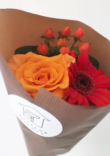 プレゼントミニブーケイメージ「WEEKEND FLOWERブーケ」